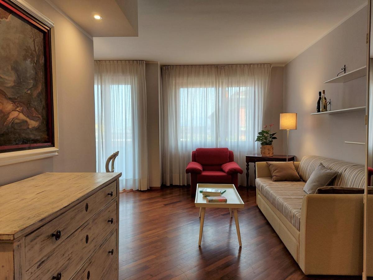 Apartmán Trilocale Ferruccio Baveno Exteriér fotografie
